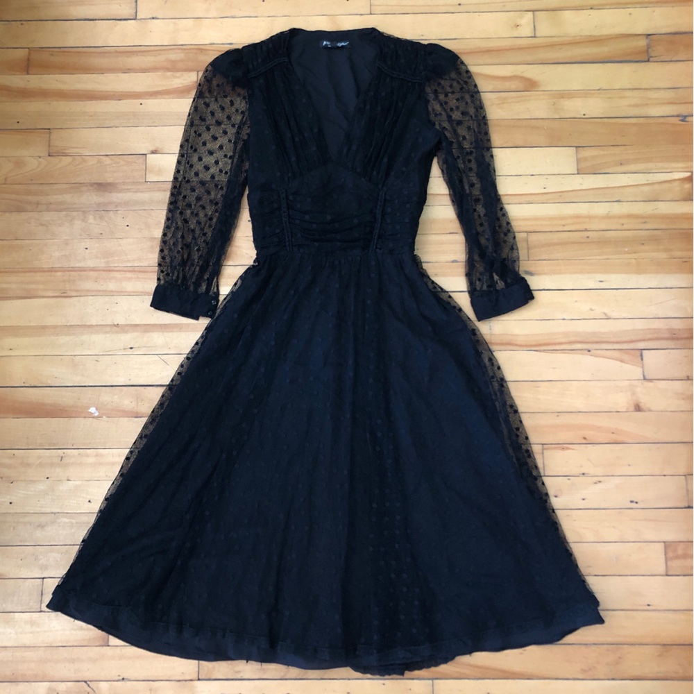 Betsey Johnson Dramatic Gothic Swiss Dot Mesh Lace Dress Wednesday Prom Sz 4 - Picture 2 of 12
